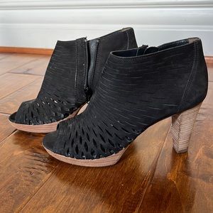 Paul green heeled booties